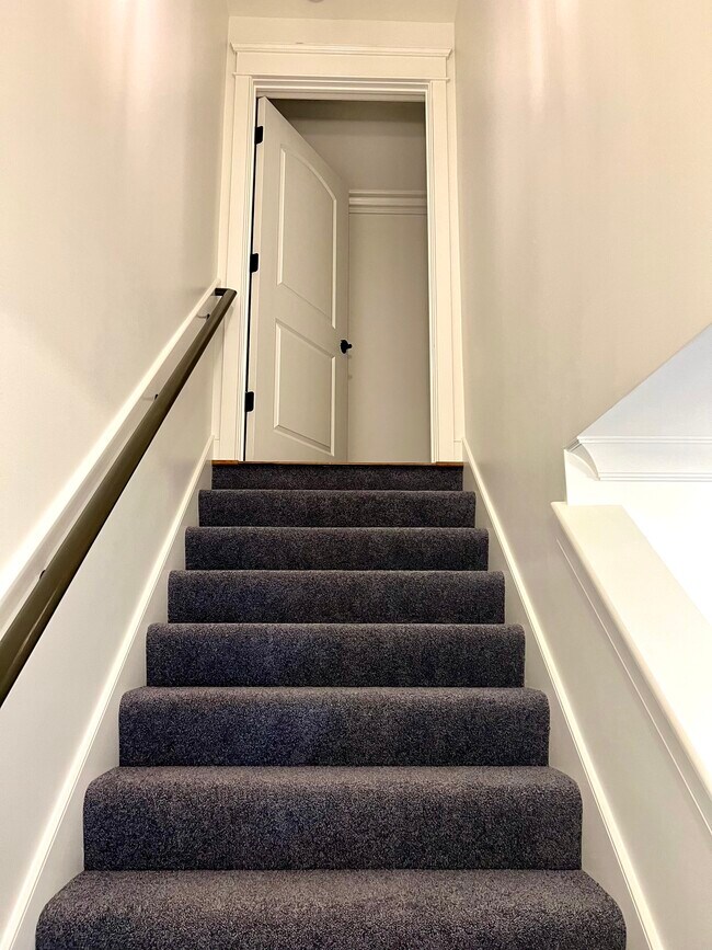 Stairs to 3rd Floor Bonus Room - 9403 Delphinium St
