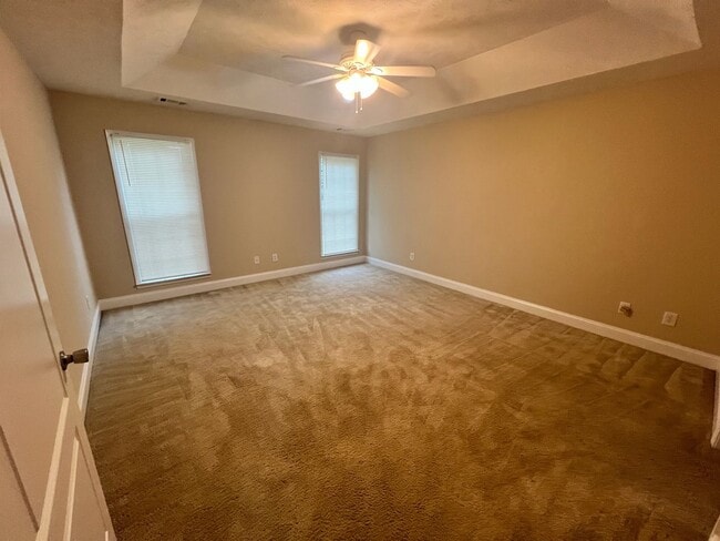 Building Photo - Location, Community, Quality Living. It St...