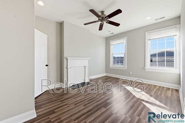 Building Photo - 2820 Q St