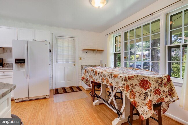 Building Photo - 11802 Enid Dr