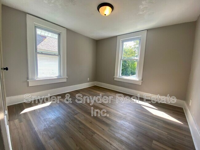 Building Photo - 1062 Pitkin Ave