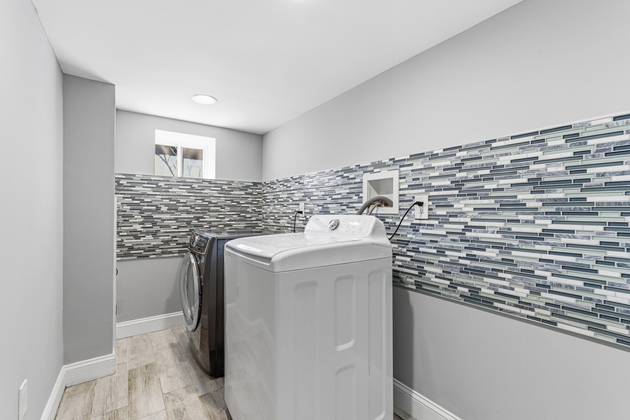 Building Photo - 54 Lawton Ave