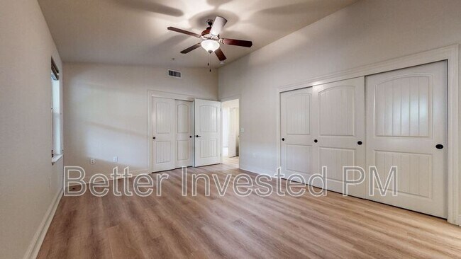 Building Photo - 14636 Jomark Ln