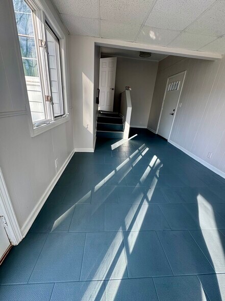 Building Photo - 3212 S Palmer St