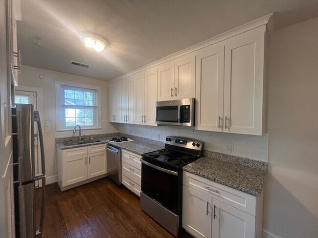 Building Photo - 2521-2521 Burney Dr