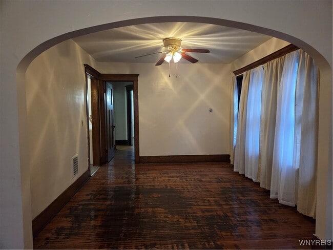 Building Photo - 168 Rodney Ave