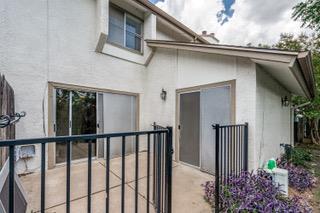 Building Photo - 6910 Hart Ln