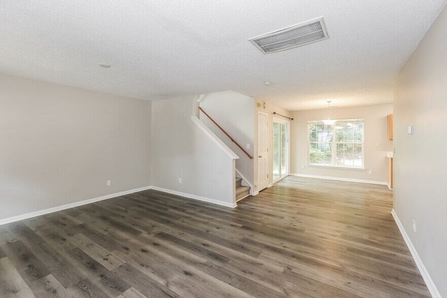 Building Photo - 3126 Mallard Forest Dr