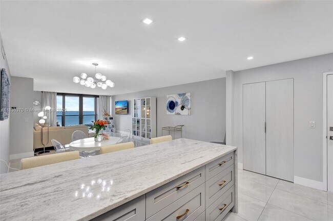 Building Photo - 2301 S Ocean Dr