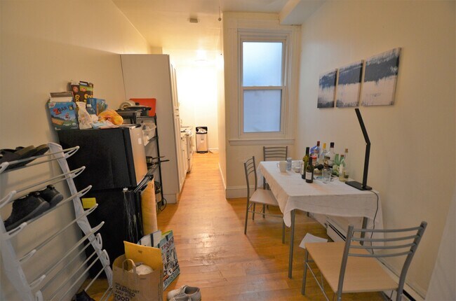 Dining area - 35 Brookline Apartments