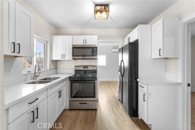 Building Photo - 906 N Allen St