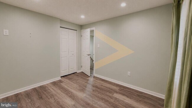 Building Photo - 19105 Willow Spring Dr