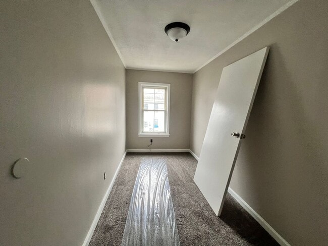 Building Photo - **COMING SOON!** 5 bedroom 2 Full bathroom home in Carlisle PA!