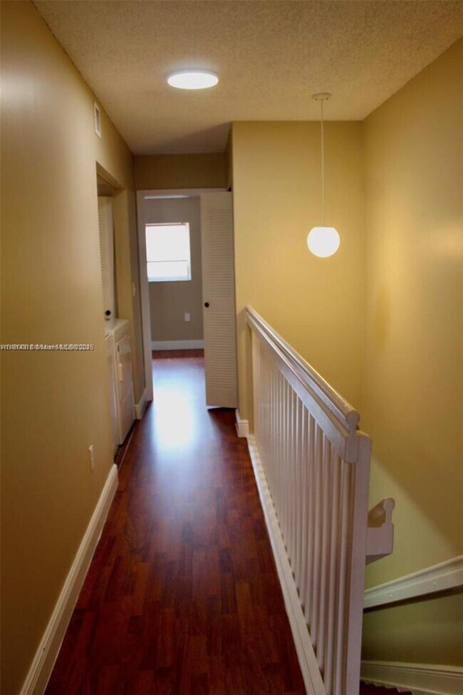 Building Photo - 20824 San Simeon Way