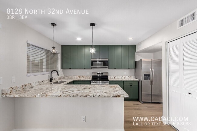 Building Photo - 8128 N 32nd Ave