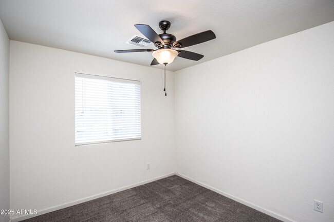 Building Photo - 2525 W State Ave