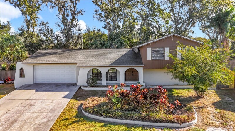 Building Photo - 632 Ephrata Dr