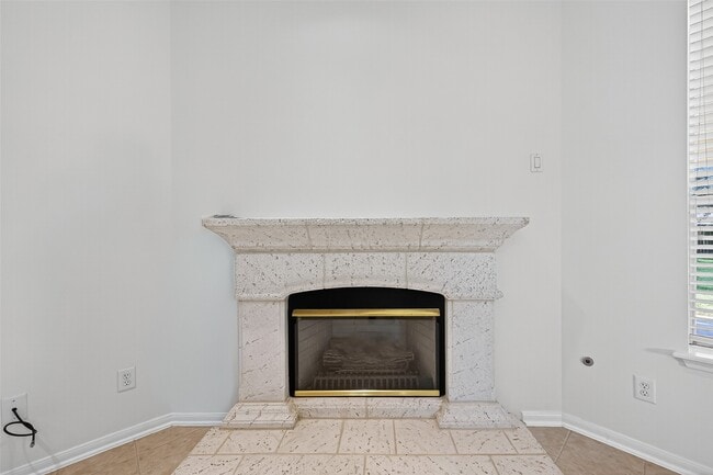 Building Photo - 11727 Spring Path Ct