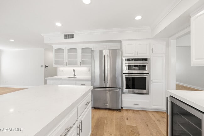 Building Photo - 5442 Alfonso Dr