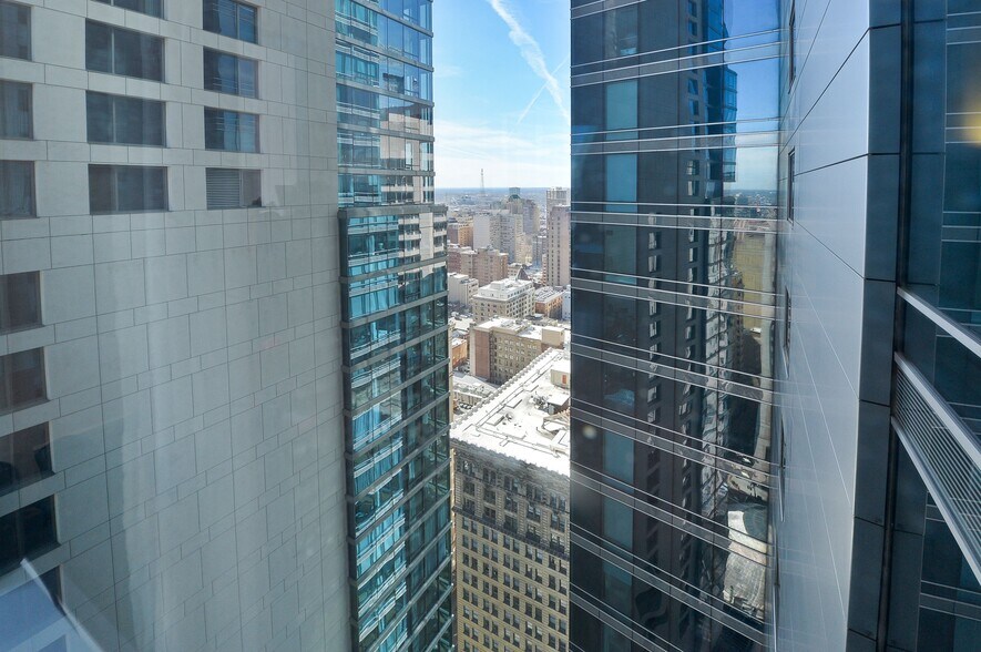 Building Photo - 1414 S Penn Sq