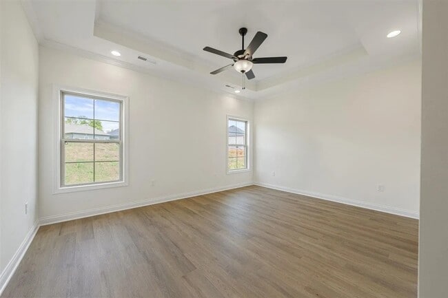 Building Photo - 822 Sheldrake Ln