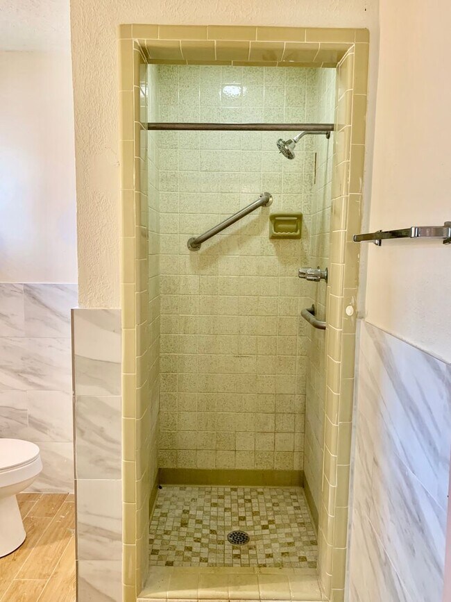 Building Photo - 3BD/2BA House for Lease in Bristol Place Subdivision in Baton Rouge