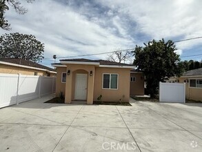 Building Photo - 4831 Fiesta Ave