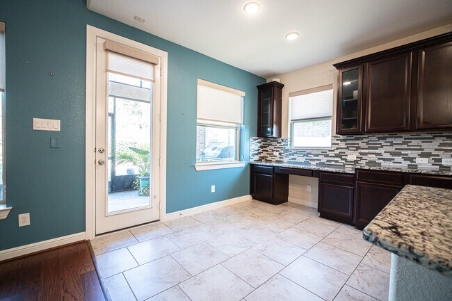 Building Photo - 5802 Caper Shores Ln