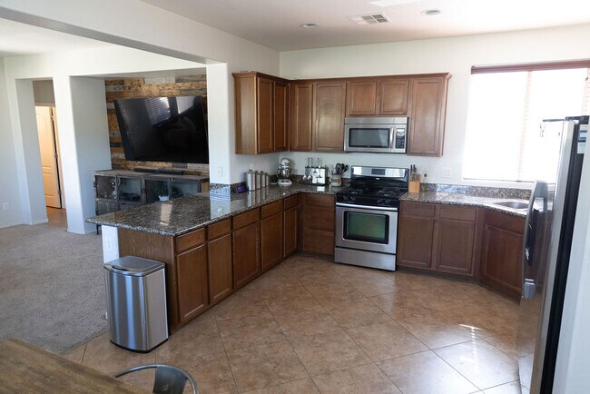 Building Photo - 3279 E Milky Way