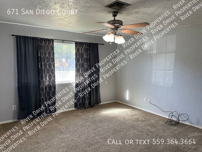 Building Photo - North Merced With Pool!!