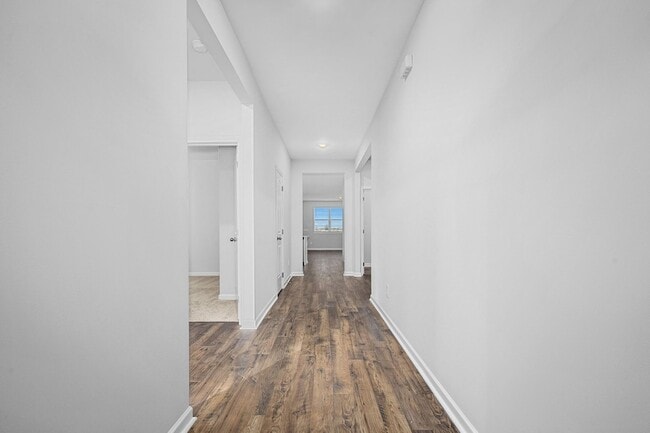 Building Photo - 1512 Mountain View Dr