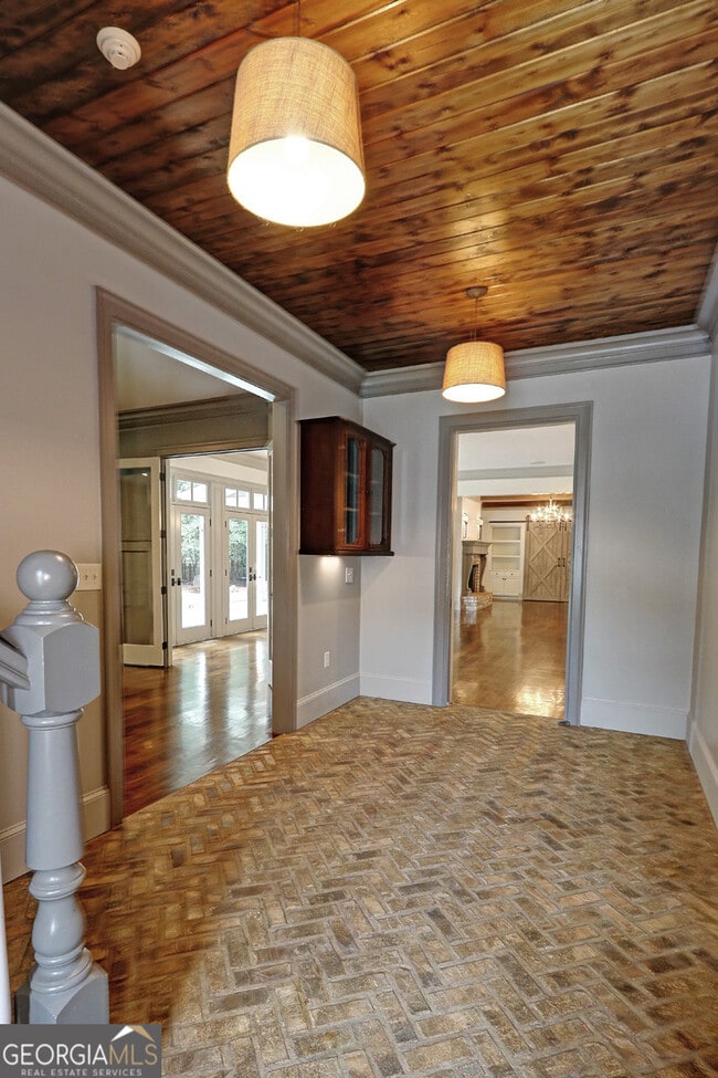 Building Photo - 1178 Chambord Way NE