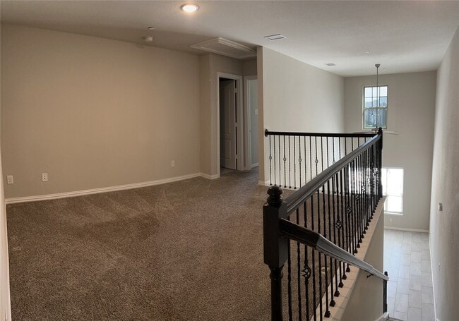 Building Photo - 2400 Greystone Dr