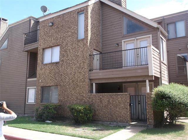 Building Photo - 9809 Walnut St