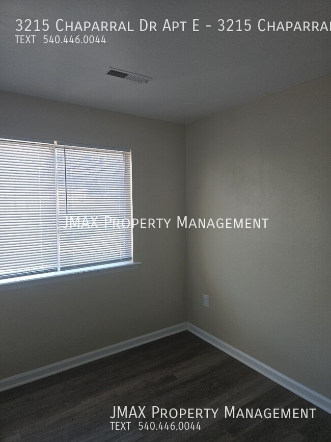 Building Photo - This property has a no security deposit op...