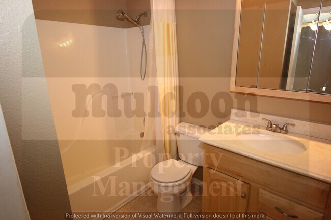 Building Photo - Beautiful Pet Friendly Pueblo West Home