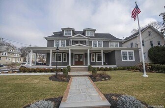 Building Photo - 444 New York Ave