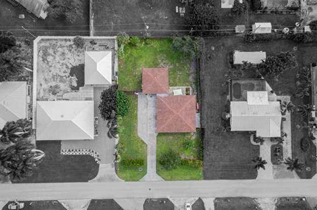 Building Photo - 74 7th St