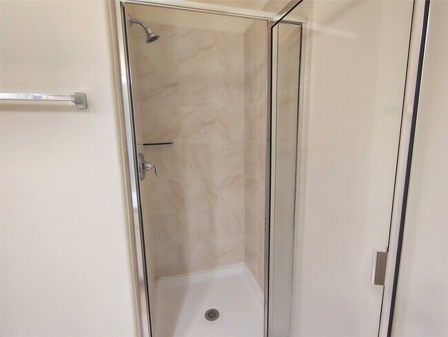 Building Photo - 10551 Paula Bluff Ln