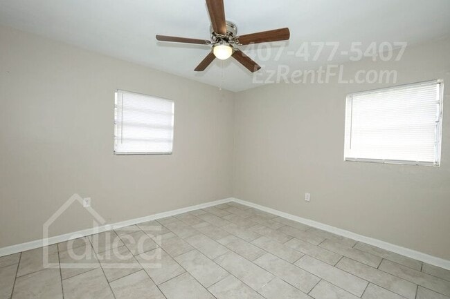 Building Photo - 5604 Cortez Dr