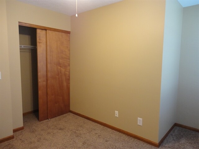 Building Photo - 3736 Maplebrooke Ln