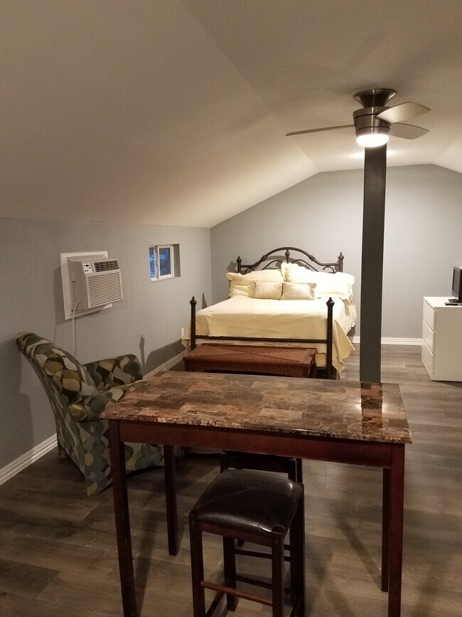 Building Photo - 353 Brahan Blvd