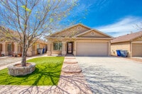 Building Photo - 1819 Shreya St