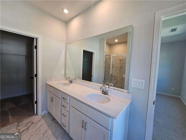 Building Photo - 3250 Willow Glade