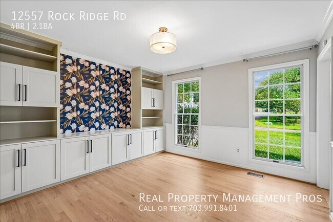 Building Photo - 12557 Rock Ridge Rd
