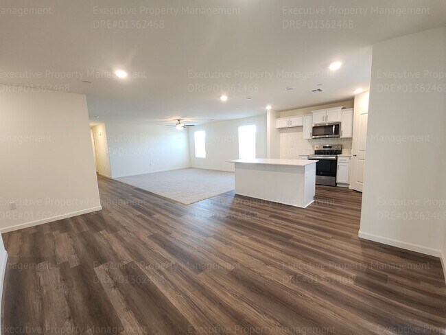 Building Photo - 8921 Kemi St