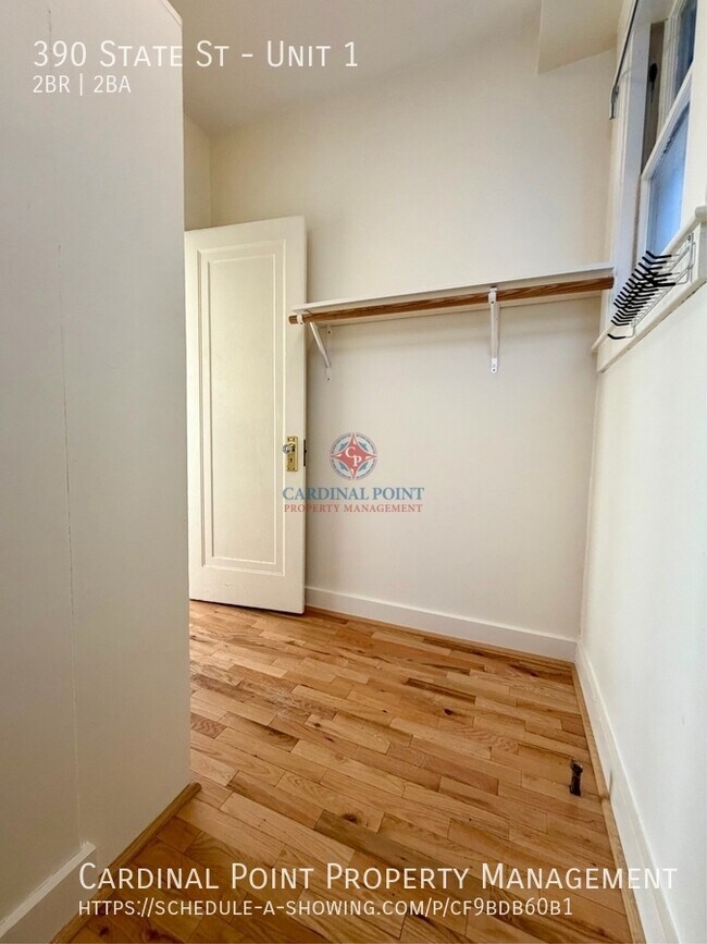 Building Photo - 390 State Street