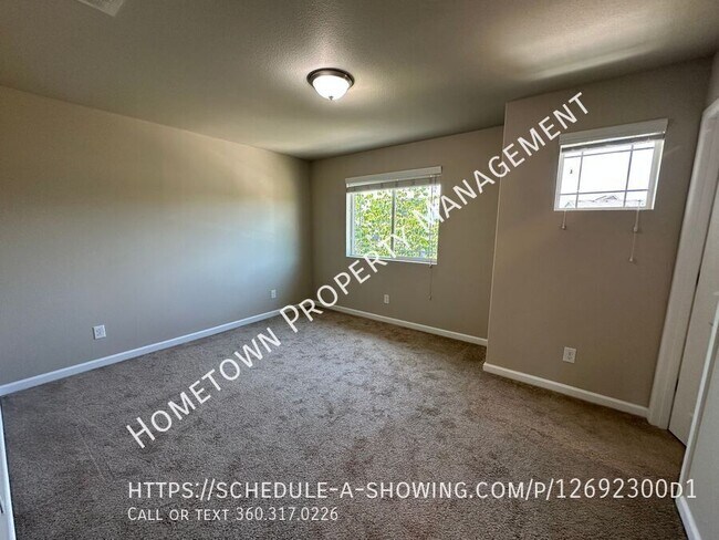 Building Photo - 3332 Juno Ct NE