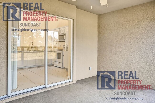 Building Photo - 230 Rotonda Blvd W