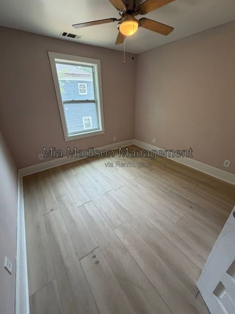 Building Photo - 513 W 35th St